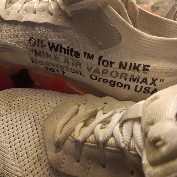 Nike x Off White Vapormax Flyknit Sneakers | Men's Size: 11 | Replacement Box - Picture 4 of 8